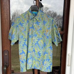 Tori Richard Hawaiian Button‎ Front Shirt. 100% Cotton Lawn. Size L